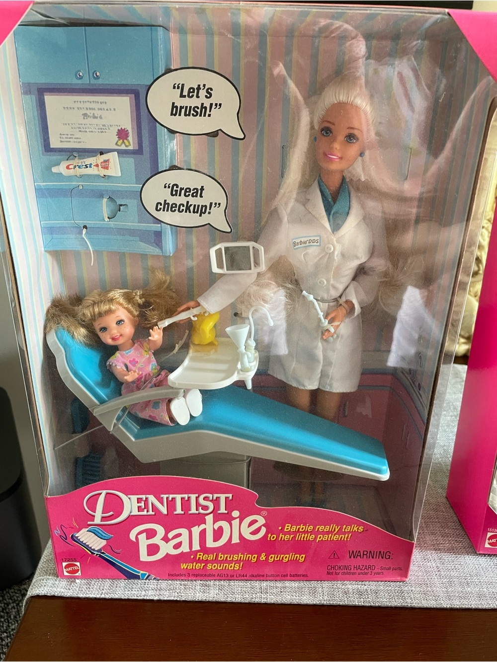 NIB Barbie Dentist Set with Blue Dental Chair and White Coat Doll